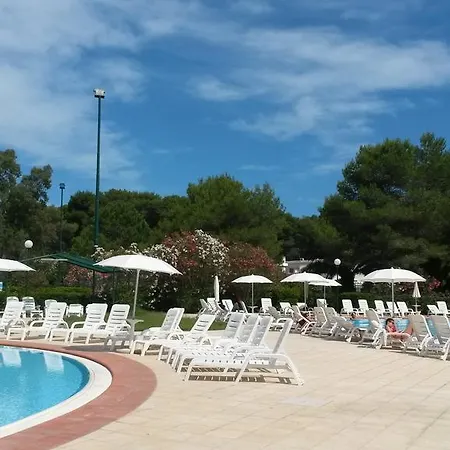 Del Sole E Del Mare فيلة سان كاتالدو